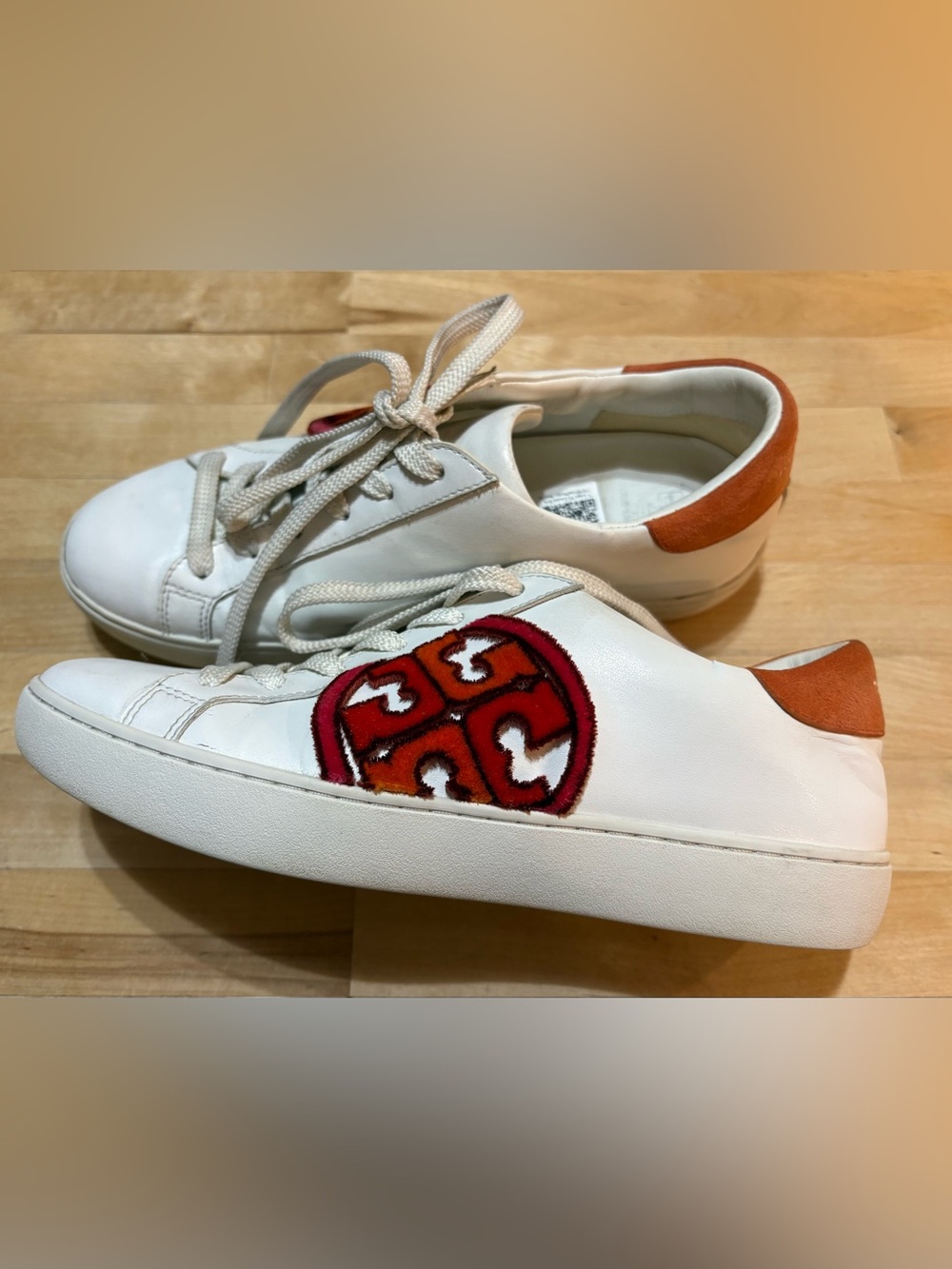 Tory Burch T-Logo Fil Coupe Sneaker Poppy Red Fuzzy logo, Size 7